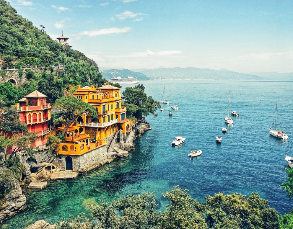 Exclusive perks when you travel with us